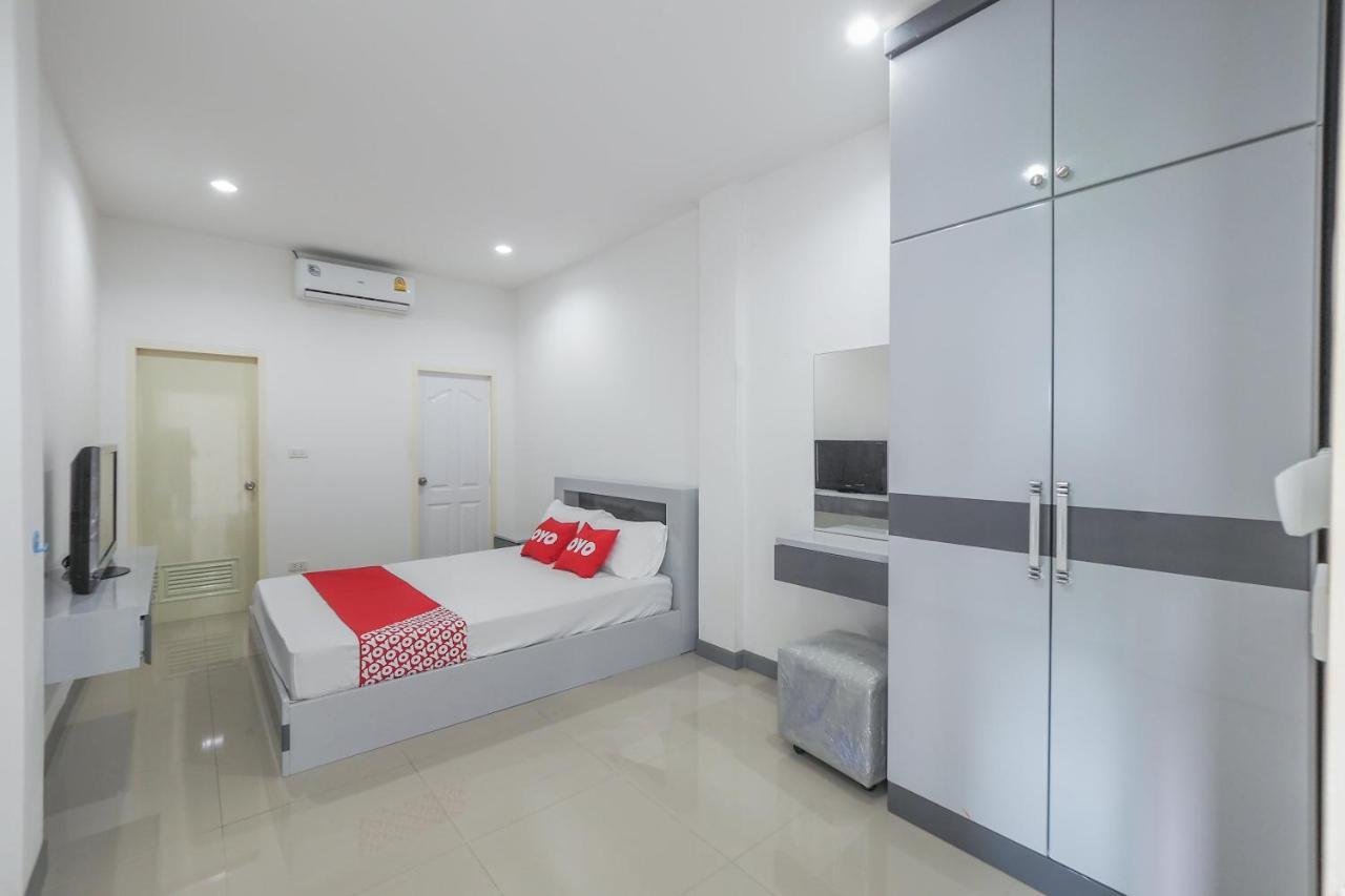 K&K Apartment Samut Prakan Eksteriør billede